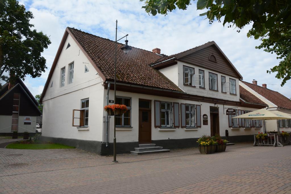 Jekaba Seta Hotel Kuldīga Buitenkant foto